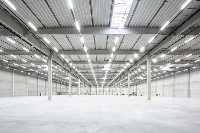 iluminacion-industrial-stk-1
